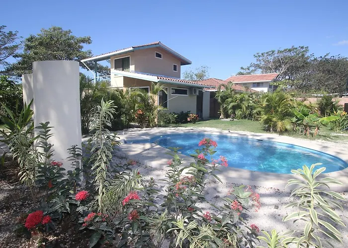 Cabinas Casa Bonita Holiday home *
